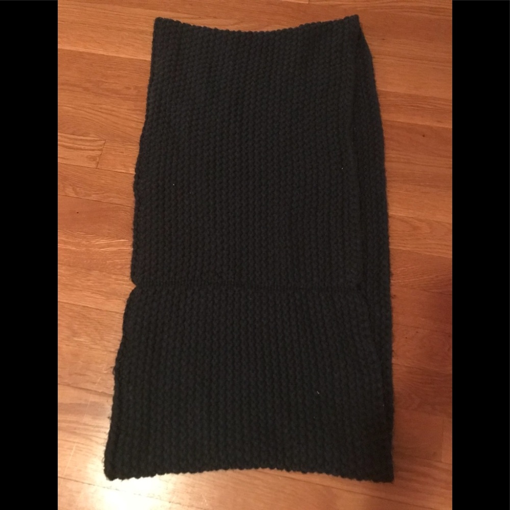 Infinity Scarf - Picture 2 of 3